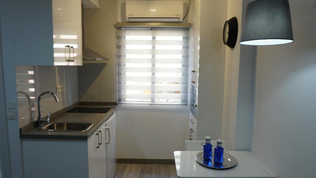 La Bella Malagueta Appartement Málaga Buitenkant foto